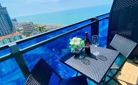 Orbi City-Sea View Aparthotel